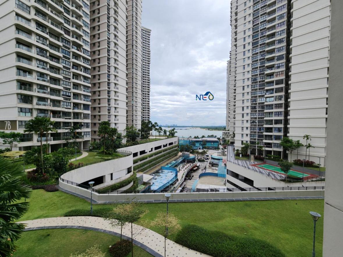 Country Garden Danga Bay Instyle Sea View By Neo Apartemen
